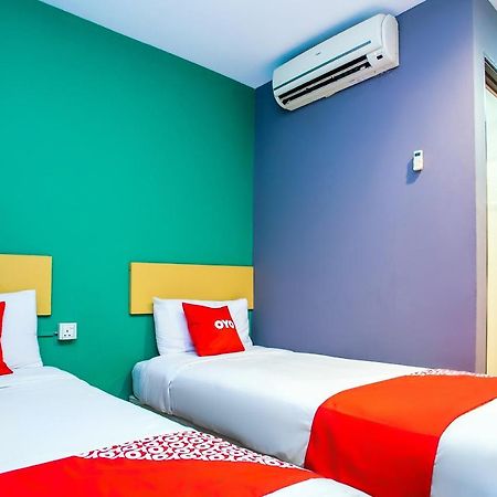 OYO 89688 Alor Street Hotel Kuala Lumpur Buitenkant foto