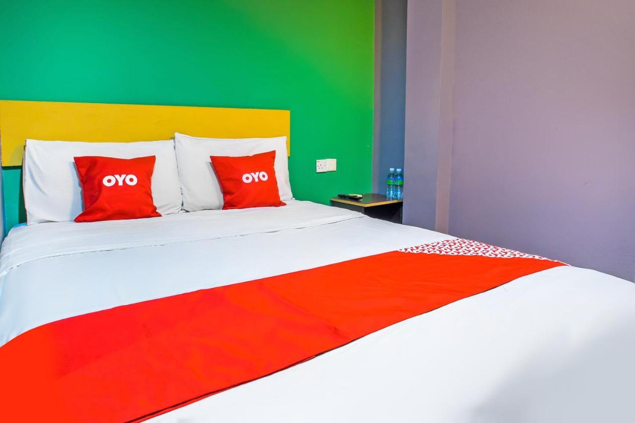 OYO 89688 Alor Street Hotel Kuala Lumpur Buitenkant foto