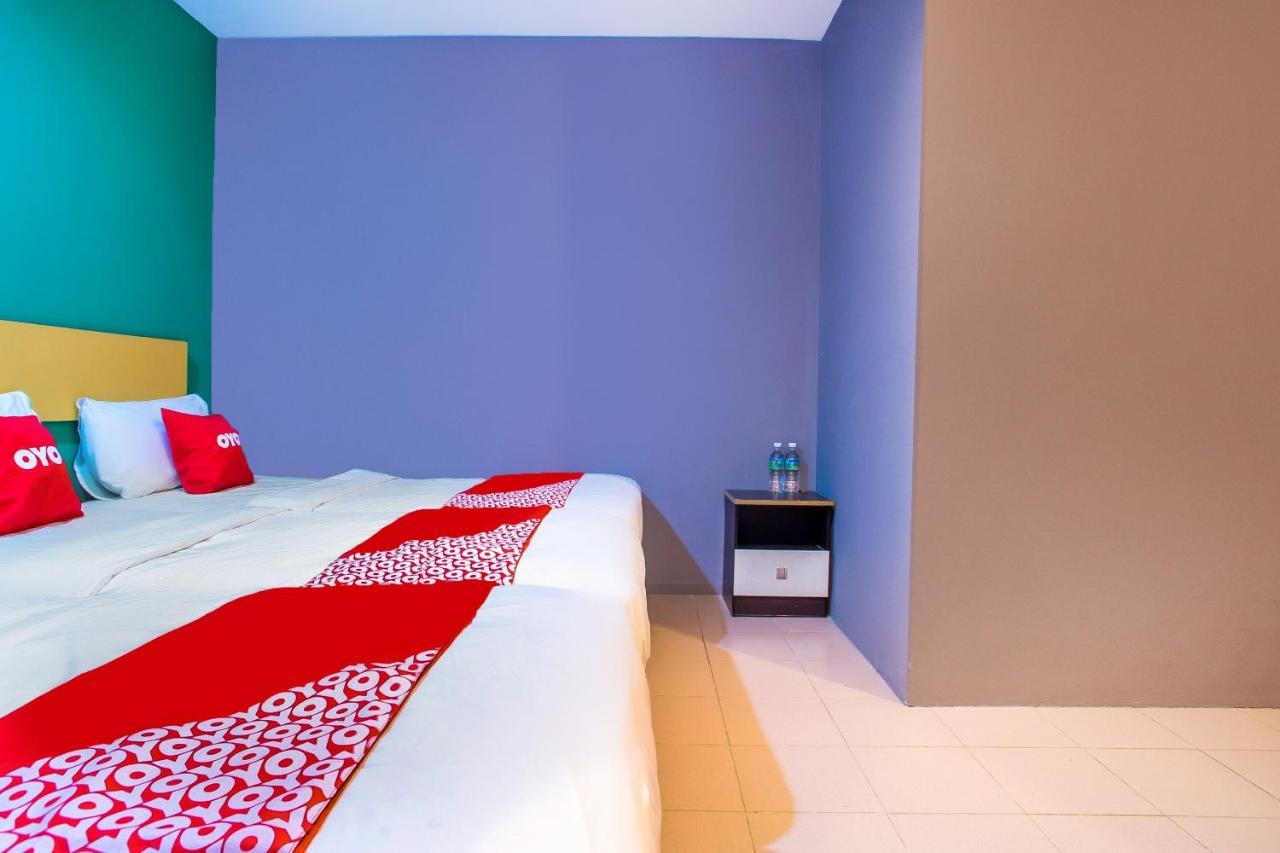 OYO 89688 Alor Street Hotel Kuala Lumpur Buitenkant foto