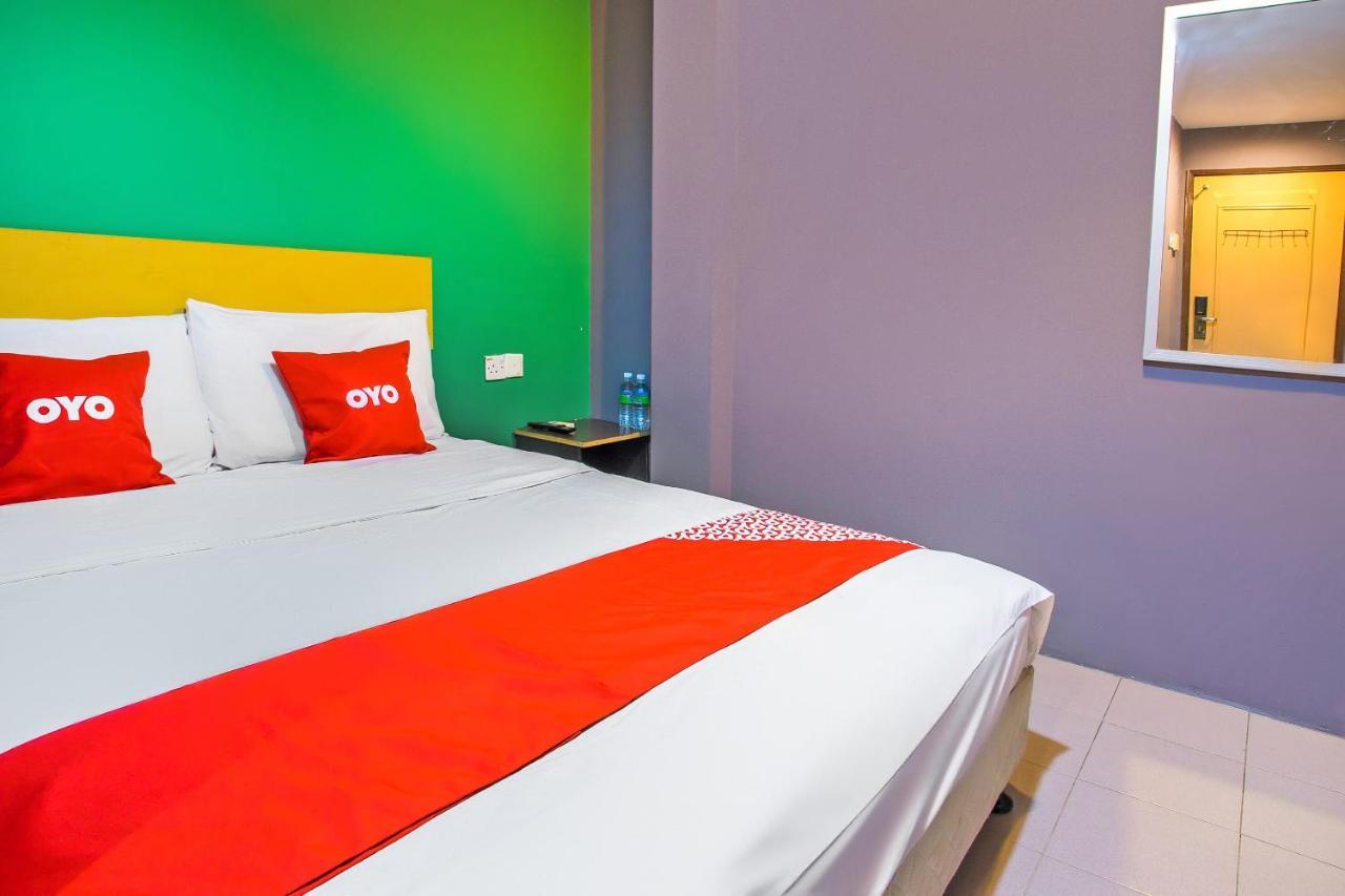 OYO 89688 Alor Street Hotel Kuala Lumpur Buitenkant foto