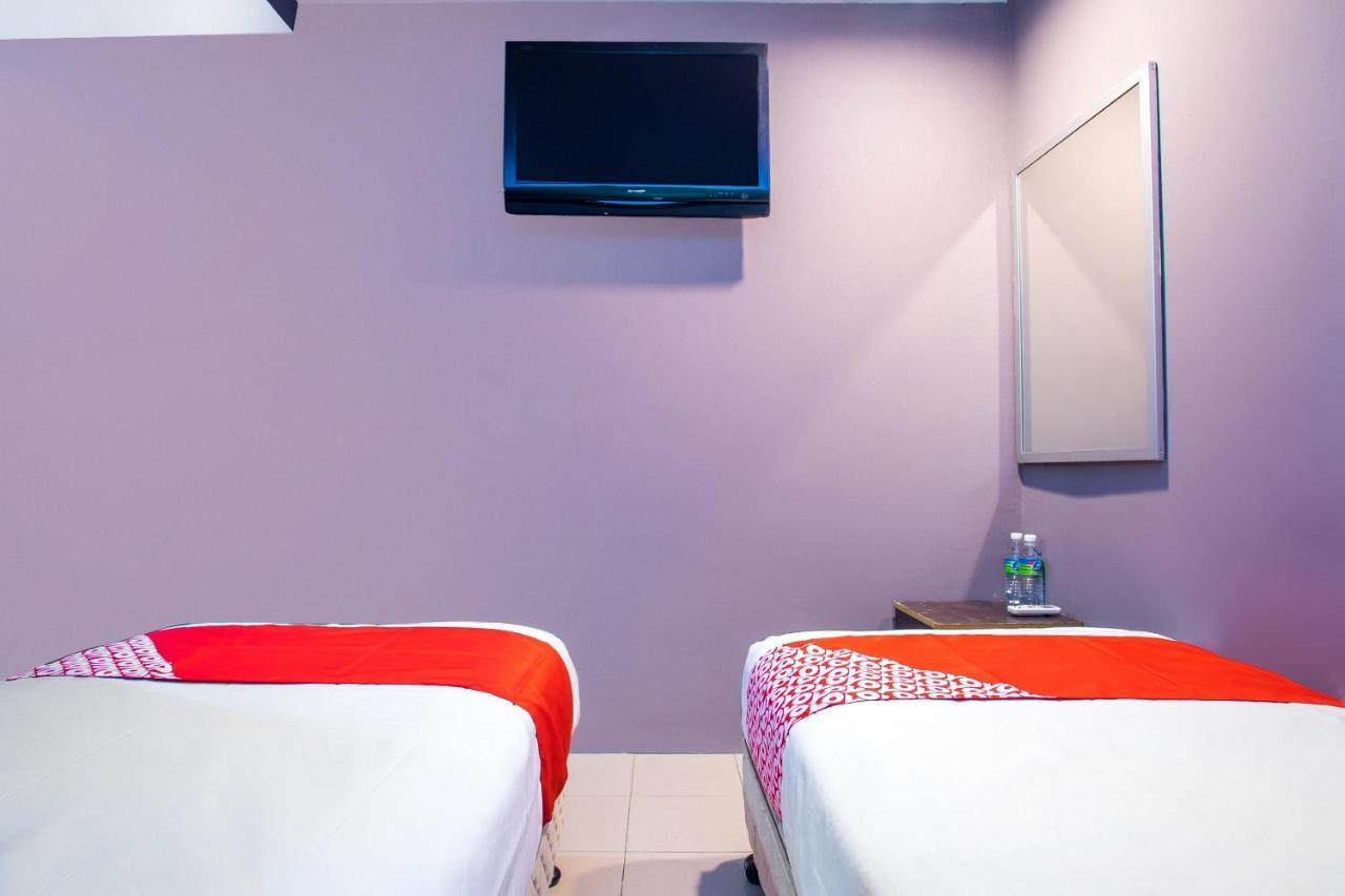 OYO 89688 Alor Street Hotel Kuala Lumpur Buitenkant foto