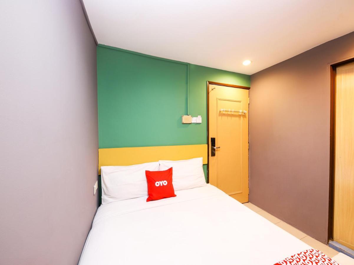 OYO 89688 Alor Street Hotel Kuala Lumpur Buitenkant foto