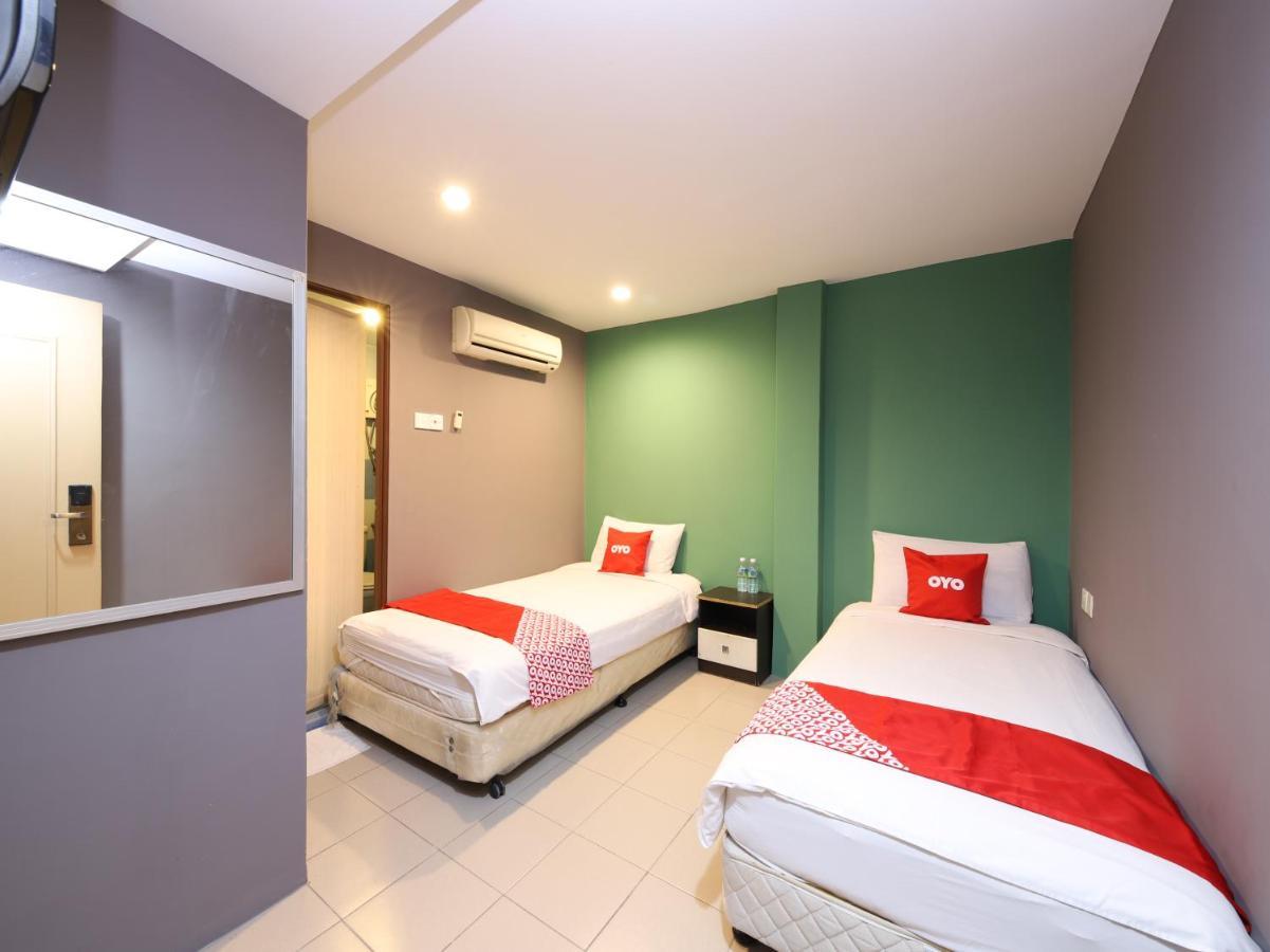 OYO 89688 Alor Street Hotel Kuala Lumpur Buitenkant foto
