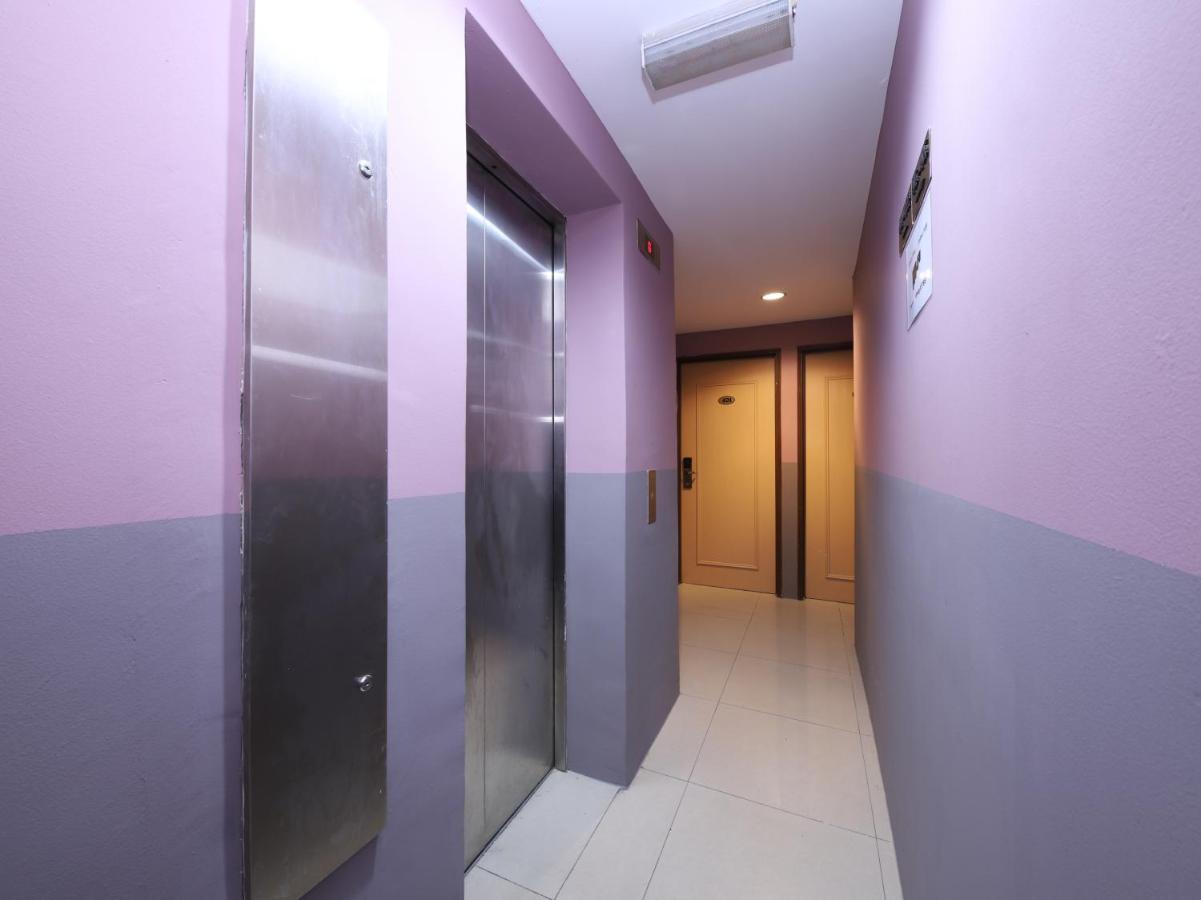 OYO 89688 Alor Street Hotel Kuala Lumpur Buitenkant foto